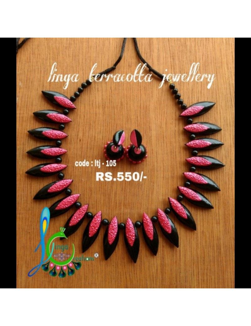 Linga Creations handmade terracotta jewellery ear-ring mold necklace.