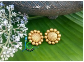 round pearl gold stud