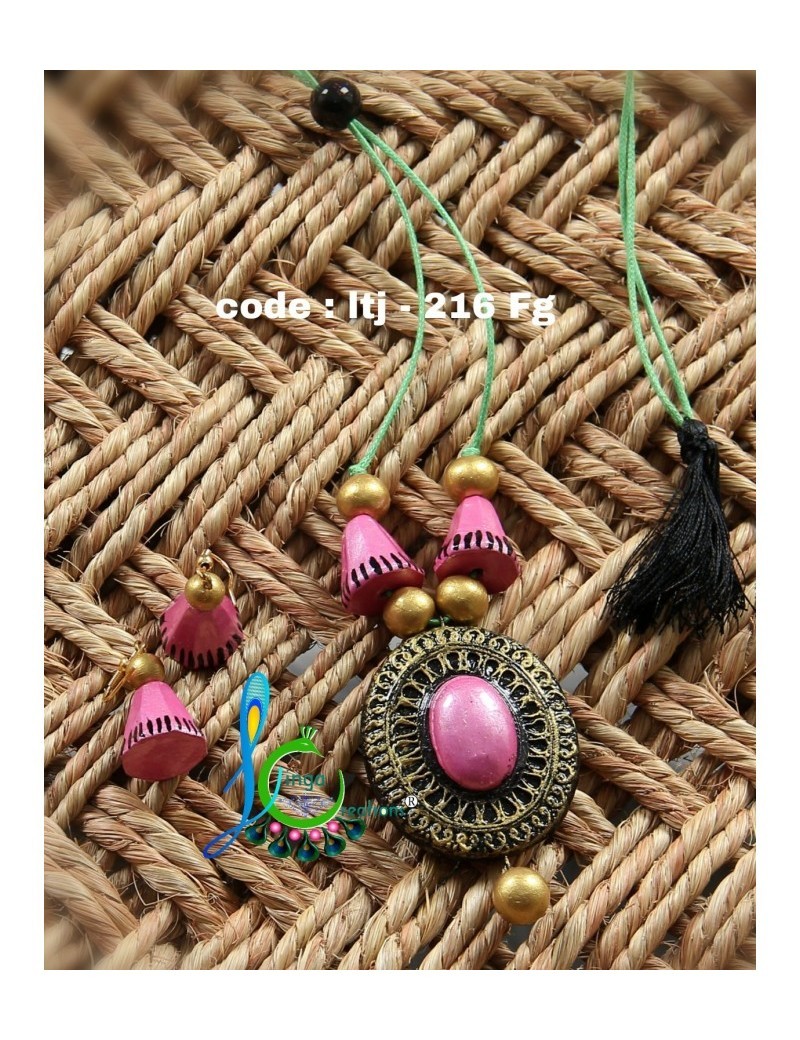 pink color Oval pendent with green rope simple jewellery